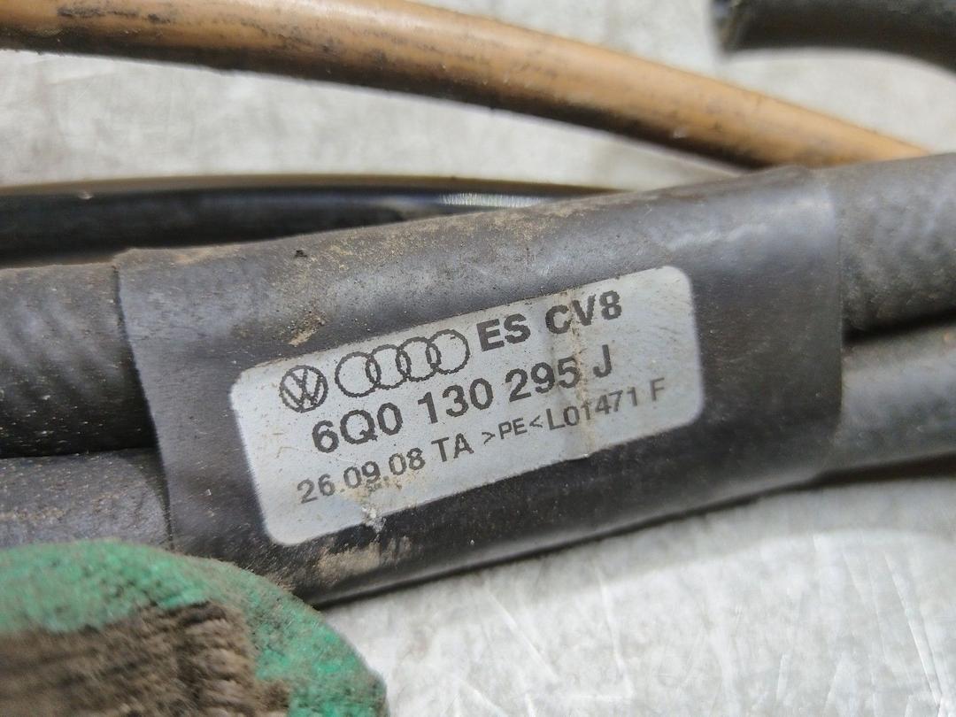 Трубка топливная FTPU9S Volkswagen Polo купить на авторазборке