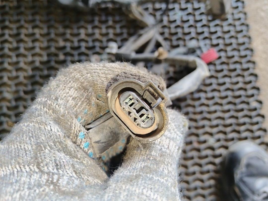 Проводка Y9UV42 Toyota Corolla - Фото 7