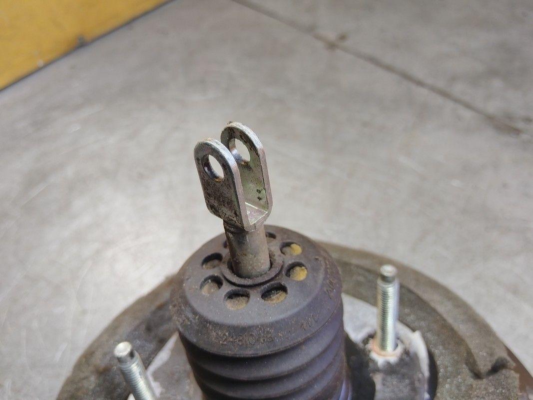 Вакуумный усилитель тормозов J2B99S Peugeot 207 купить в магазине запчастей бу