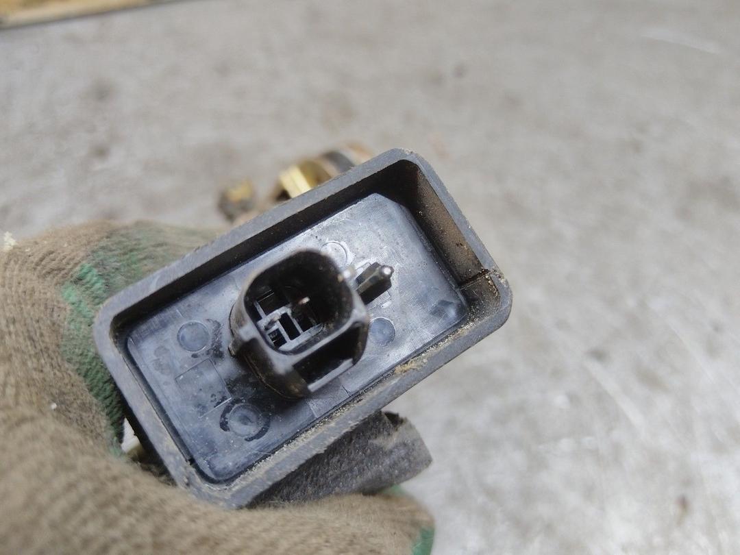 Замок двери задней левой 8TMIKD Mitsubishi Carisma купить с доставкой