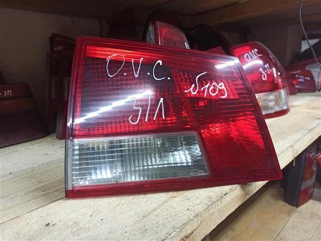 Фонарь крышки багажника левый 0F8153 Opel Vectra
