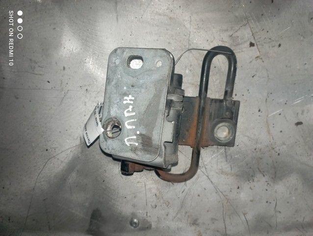 Петля двери передней правой 2CBZHL Audi A4 - Фото 1