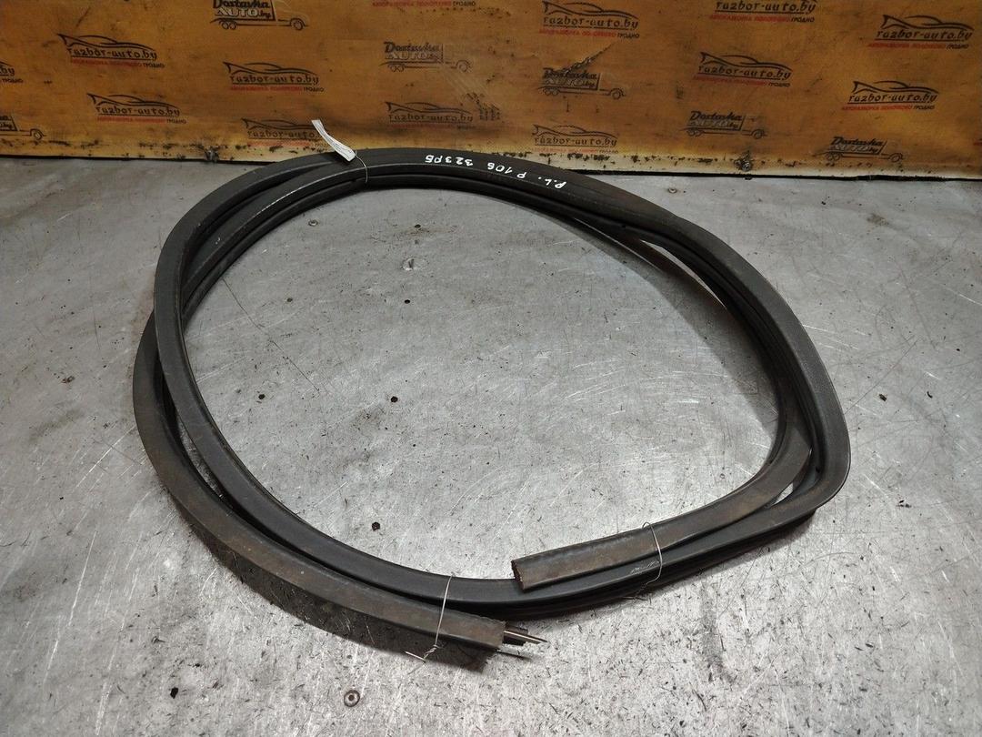 Уплотнитель двери передней левой 32Z7NE Peugeot 106 - Фото 1