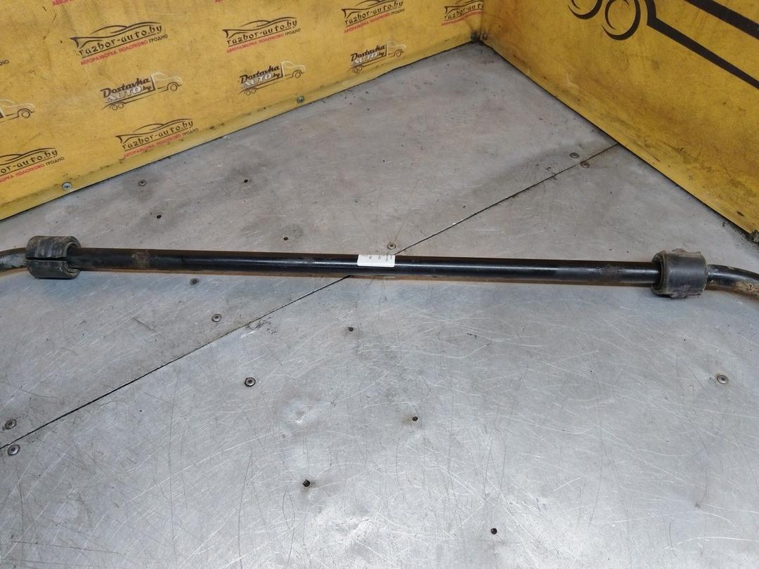 Стабилизатор подвески (поперечной устойчивости) передний RU820J Peugeot 607 undefined