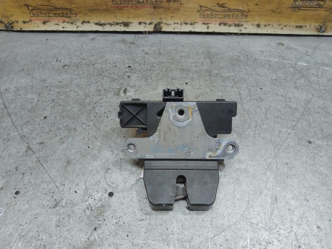 Замок багажника A9FG7E Ford Focus - Фото 3