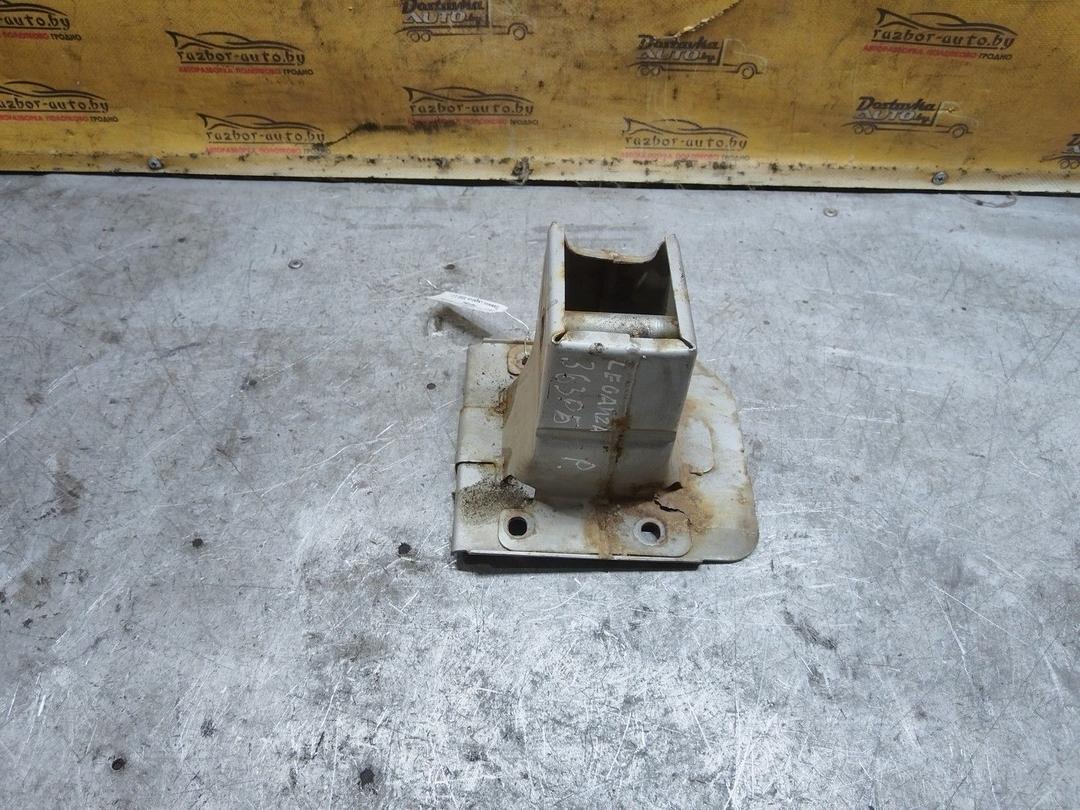 Кронштейн усилителя бампера переднего (Домик) PEF26C Daewoo Leganza купить