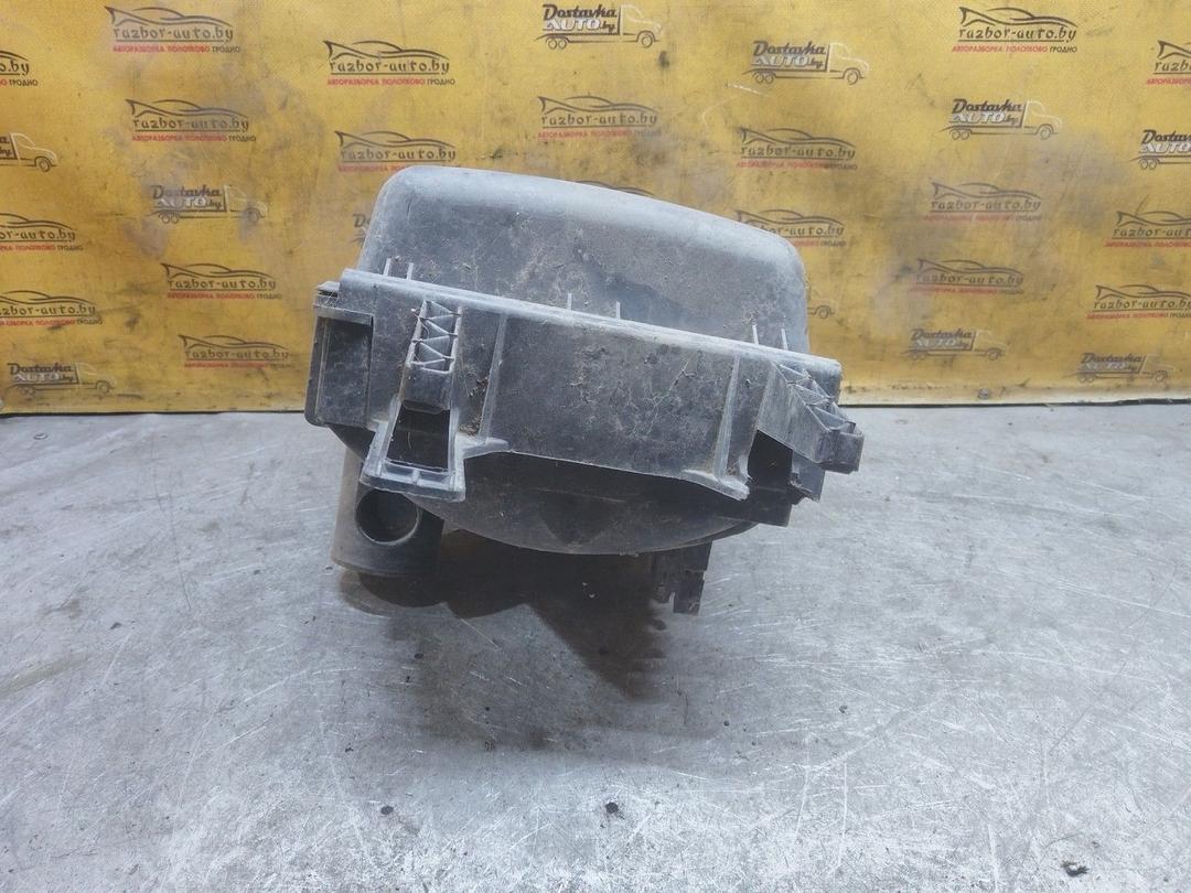 Корпус воздушного фильтра C9Q1LJ Renault Master undefined