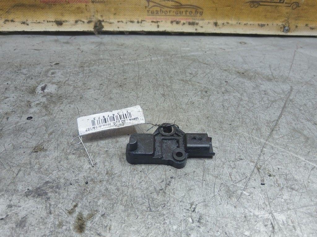 Датчик коленвала 8URSKS Ford Galaxy - Фото 1