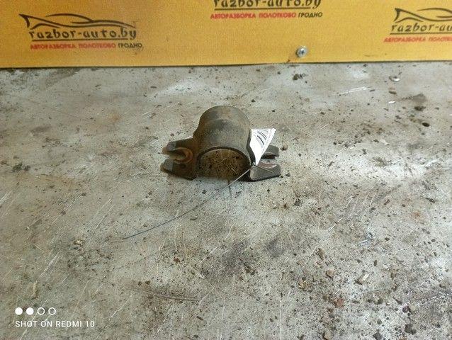 Крепление втулки стабилизатора KVLPGZ Opel Corsa - Фото 1