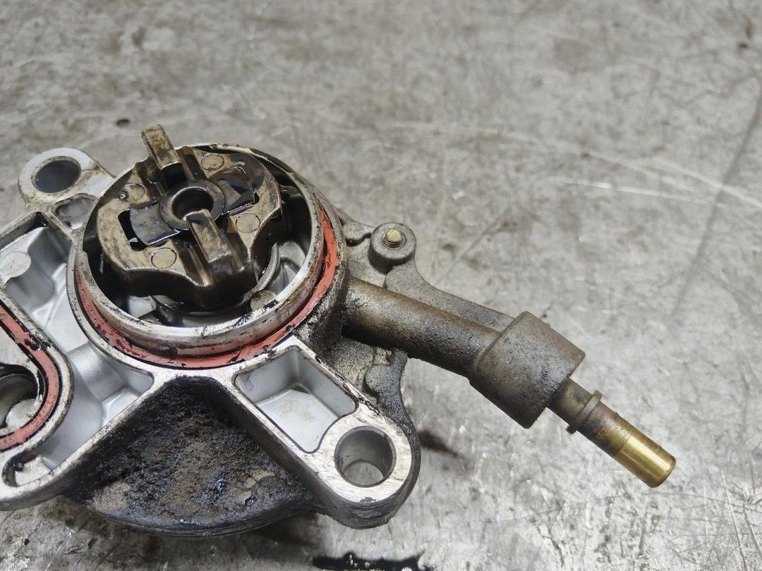 Насос вакуумный RZXZLC Peugeot 406 - Фото 4