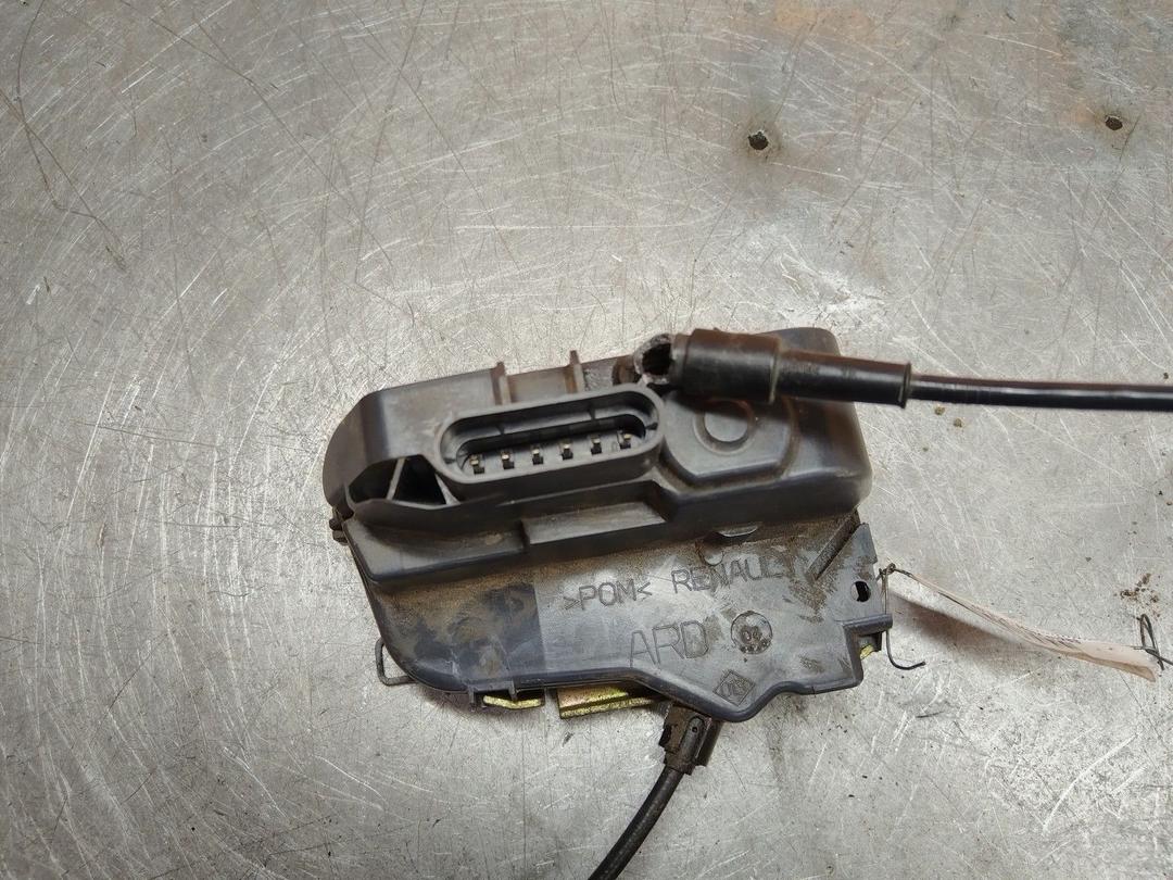 Замок двери задней правой O2J4CR Renault Grand Scenic купить с доставкой