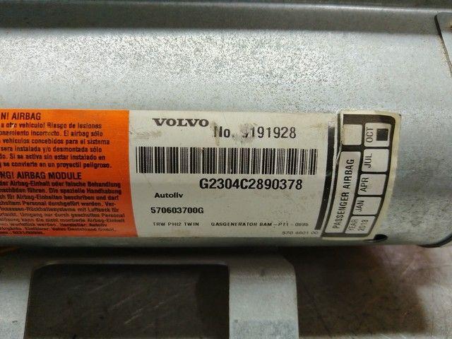 Подушка безопасности пассажира SS9C6M Volvo V70 купить на авторазборке