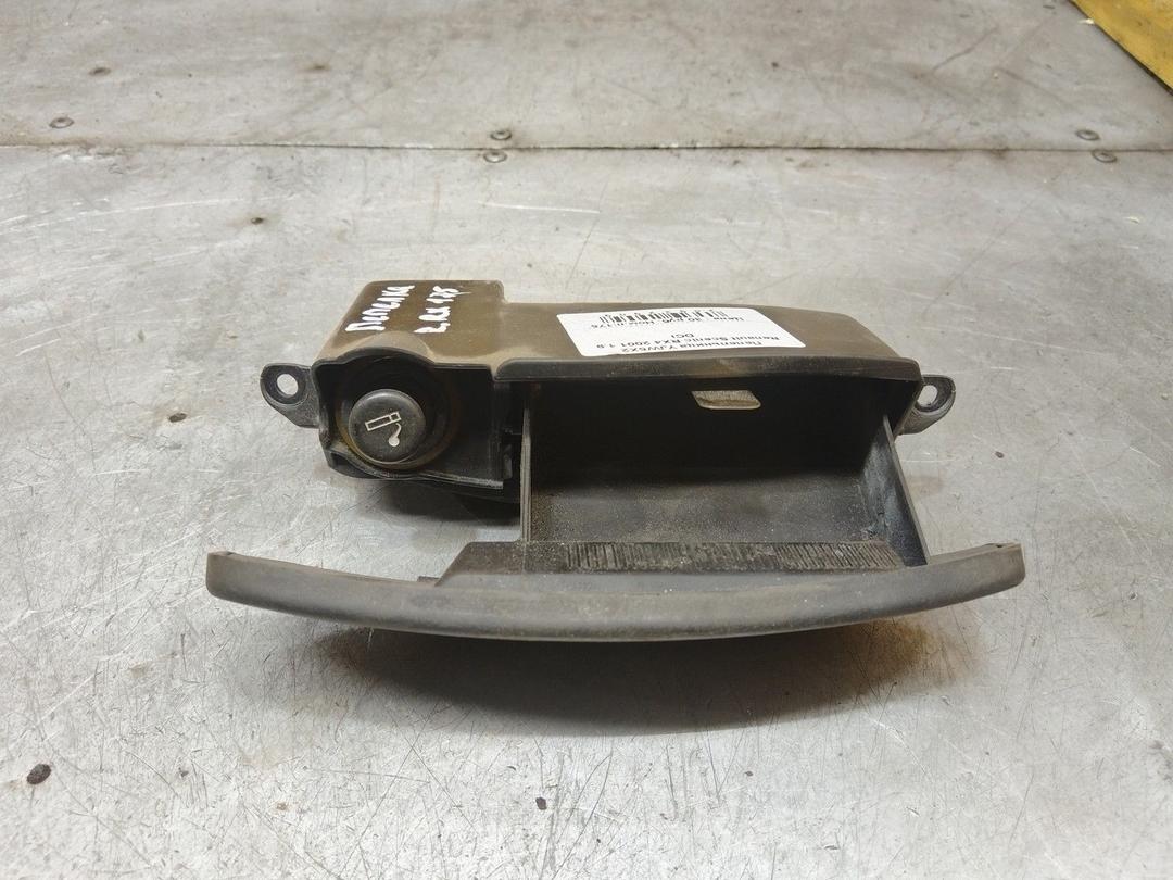 Пепельница YJW5X2 Renault Scenic RX4 - Фото 2