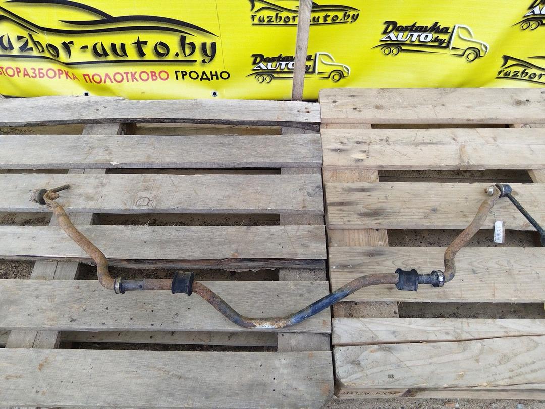 Стабилизатор подвески (поперечной устойчивости) передний Y0CWQI Mazda 323F - Фото 1