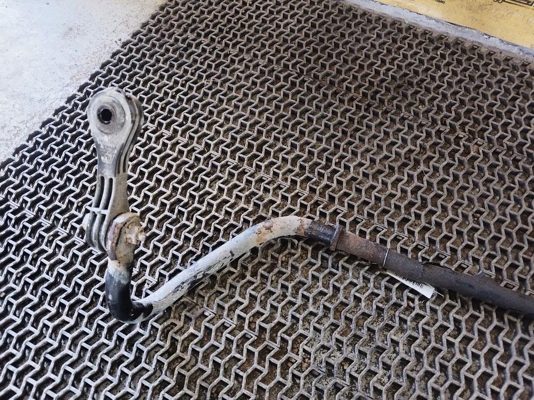 Стабилизатор подвески (поперечной устойчивости) передний XD9VFS Volkswagen Golf купить