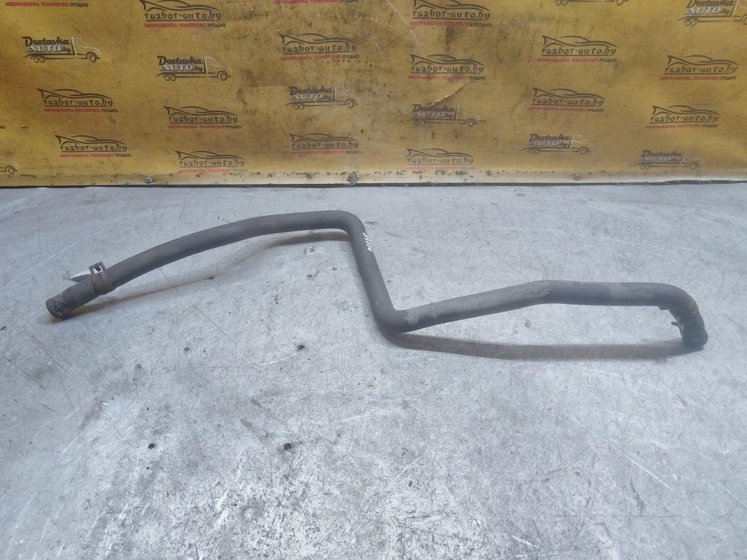 Патрубок расширительного бачка S669L4 Peugeot 406