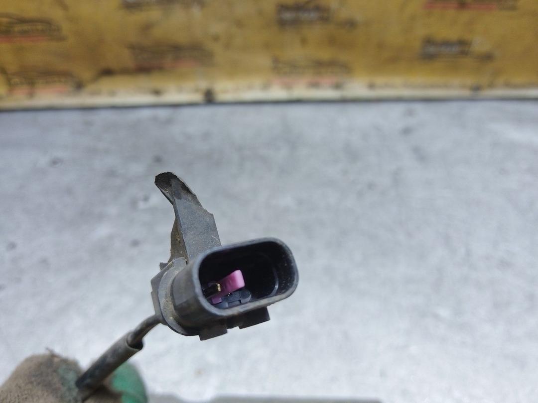 Вентилятор радиатора F6FOSI Mitsubishi Carisma купить на авторазборке