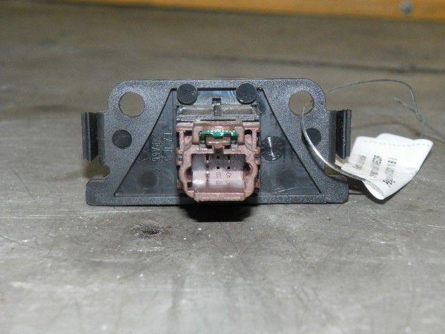 Кнопка аварийной сигнализации I1AEDF Peugeot 307 - Фото 2