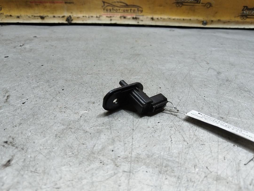 Выключатель концевой (концевик) 92LCYQ Honda Accord купить с доставкой