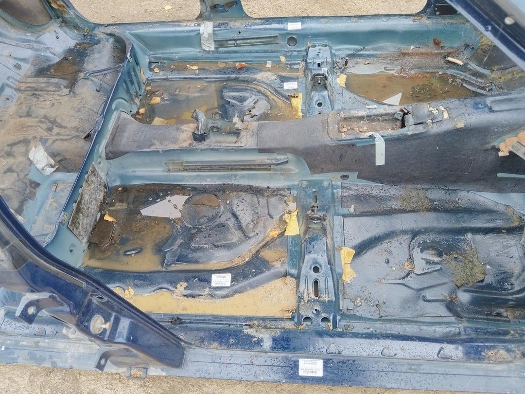 Часть кузова (вырезанный элемент) 4P8D65 Audi 100 купить