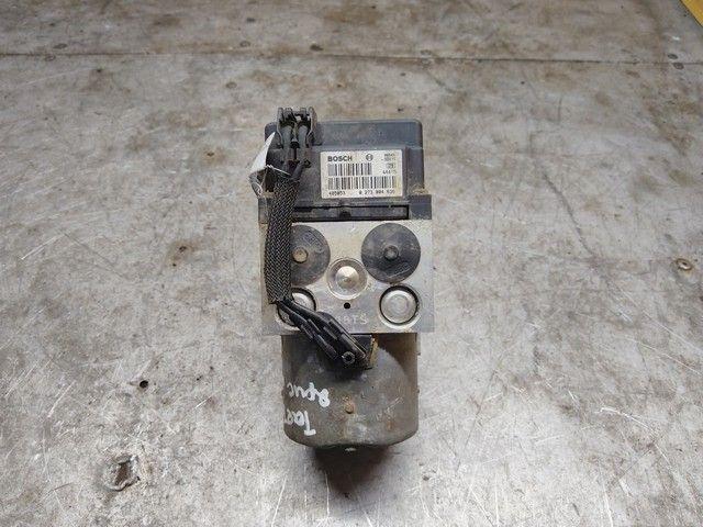 Блок ABS FZJSQD Toyota Yaris купить с доставкой