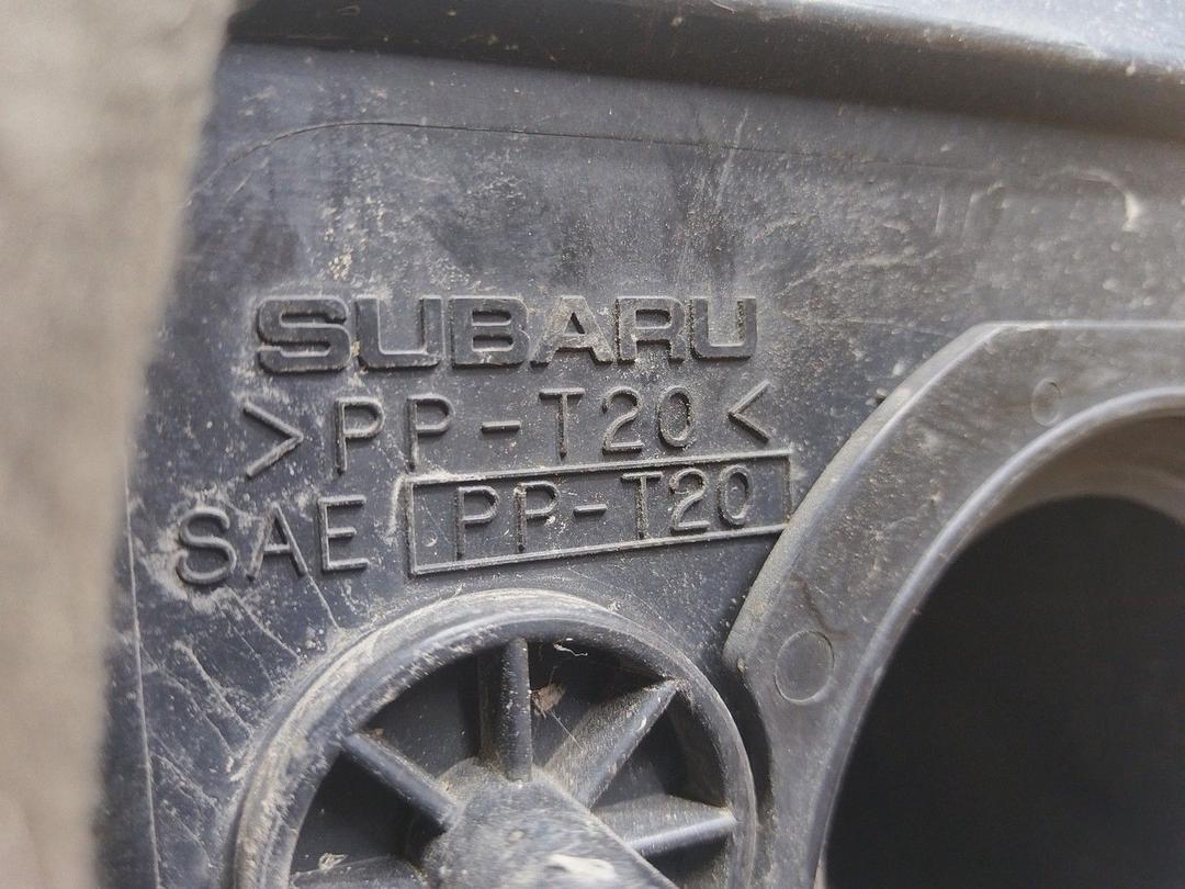 Корпус воздушного фильтра 72F1AD undefined