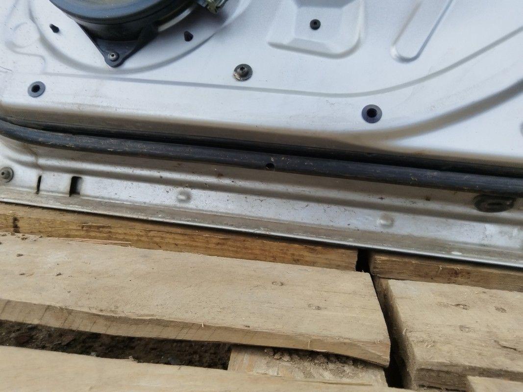 Дверь задняя правая KLA8MG Volvo V70 - Фото 6