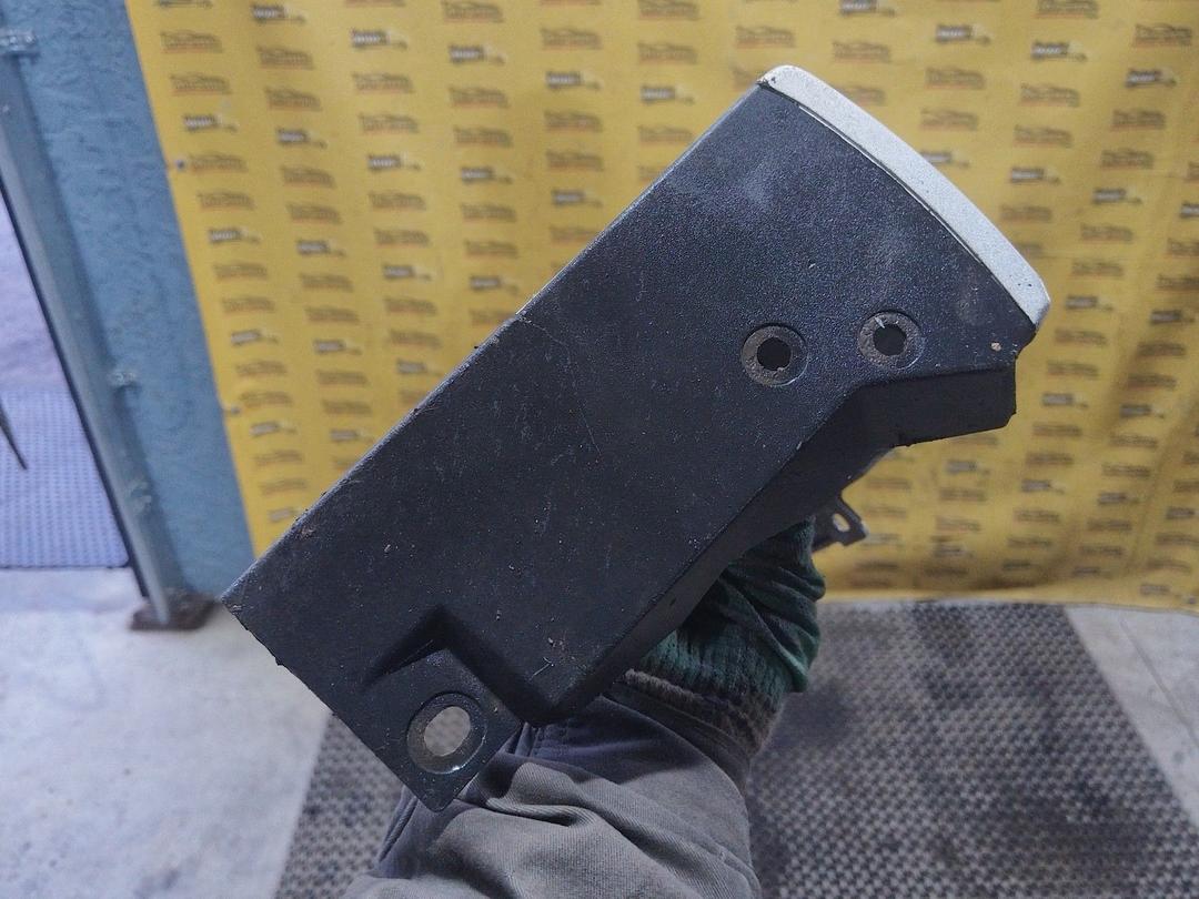 Накладка на порог наружная левая 7124HS Opel Vectra купить с доставкой. Огромный выбор запчастей и марок авто. У нас есть практически все.