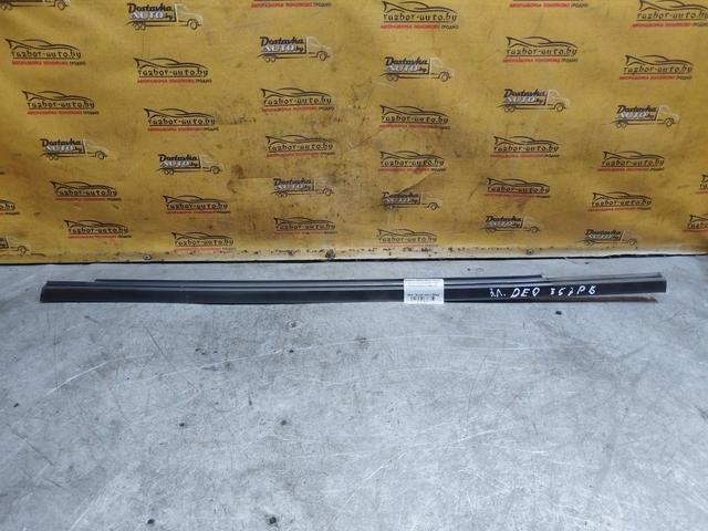Молдинг стекла двери задней левой наружный E0LDGD Daewoo Nubira