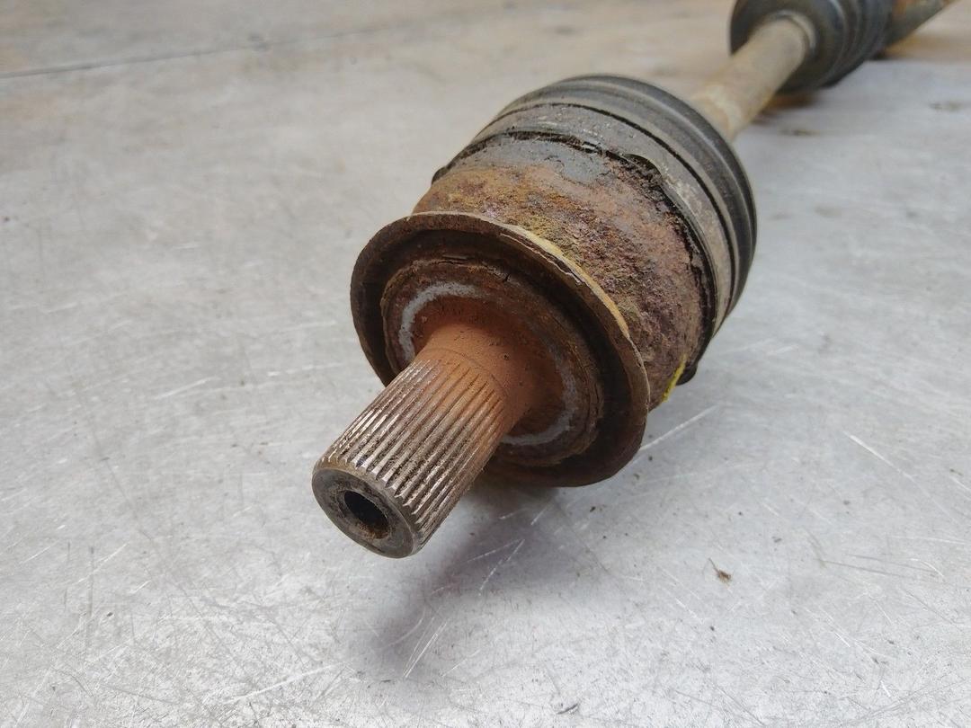 Полуось передняя правая (приводной вал, ШРУС) 3EQGWK Mazda 3 купить