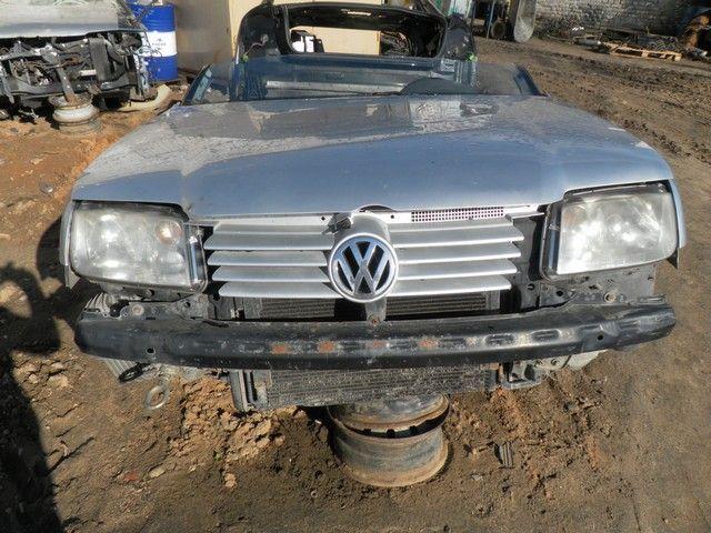 Балка подвески передняя (подрамник) Y1HP69 Volkswagen Bora