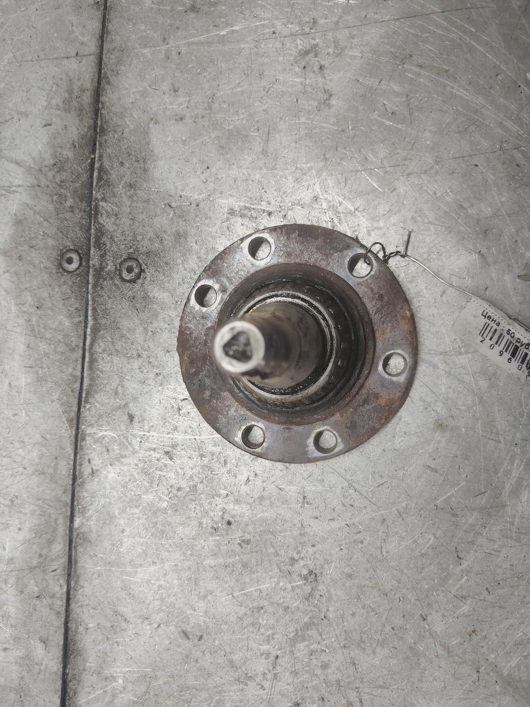 Цапфа задняя (ось ступицы) O86YLE Audi 80 купить в магазине запчастей бу