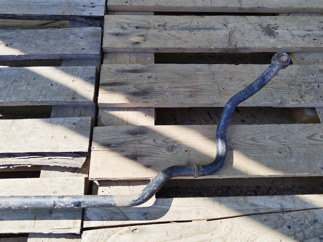 Стабилизатор подвески (поперечной устойчивости) передний L3704D Toyota Aygo купить с доставкой