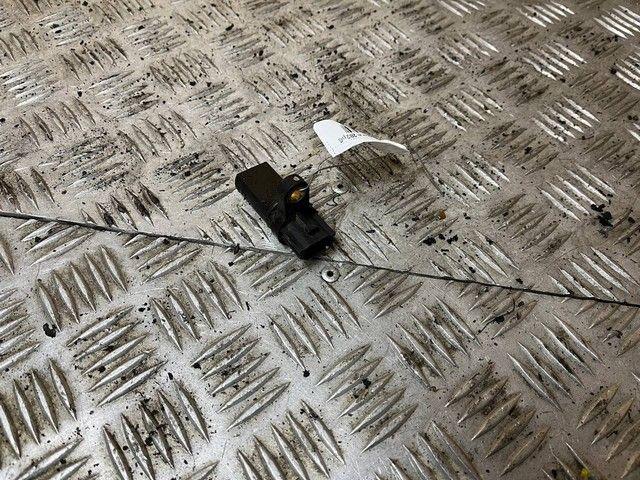 Датчик распредвала 50J886 Nissan Primera