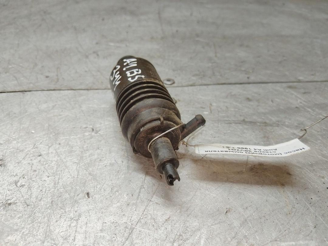 Насос (моторчик) омывателя стекла 38V7O1 Audi A4 - Фото 4