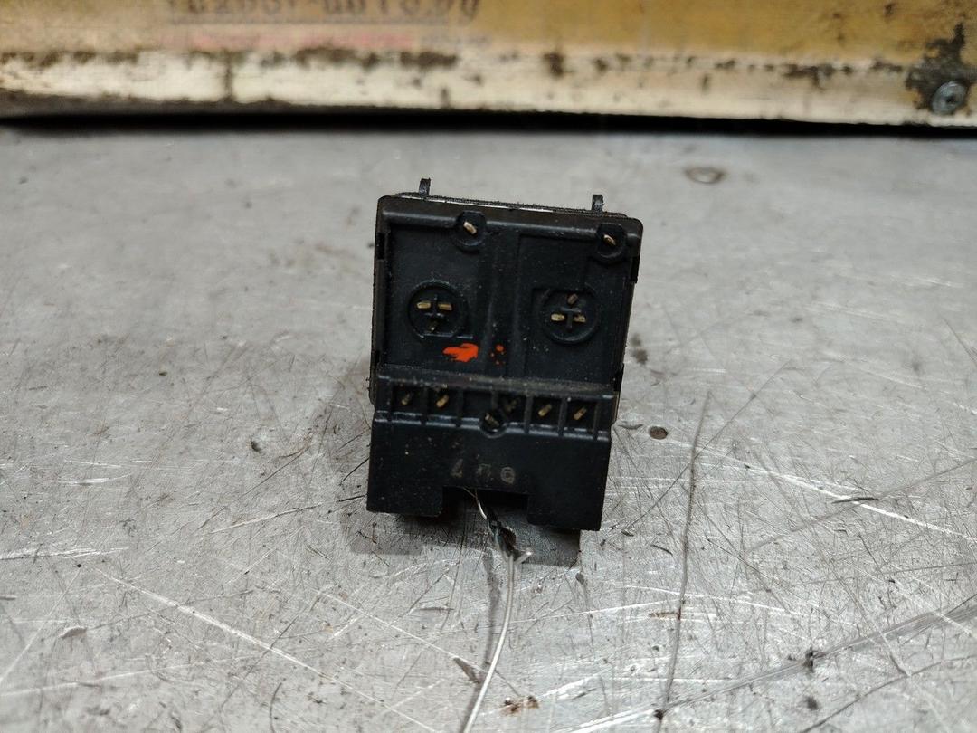 Блок управления стеклоподъемниками 17YAOG Fiat Palio - Фото 4