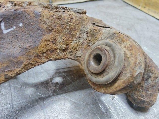 Рычаг задний левый Y4SIHQ Opel Vectra купить на авторазборке