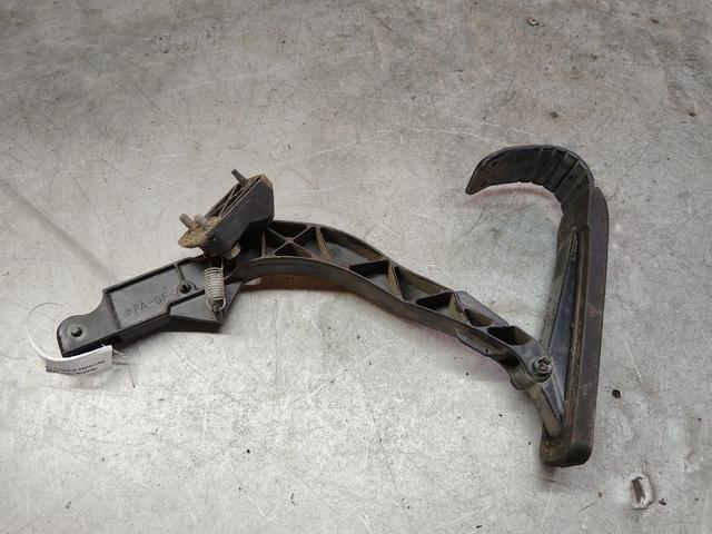 Педаль газа 85ZGEM Mercedes C W202 купить в магазине запчастей бу