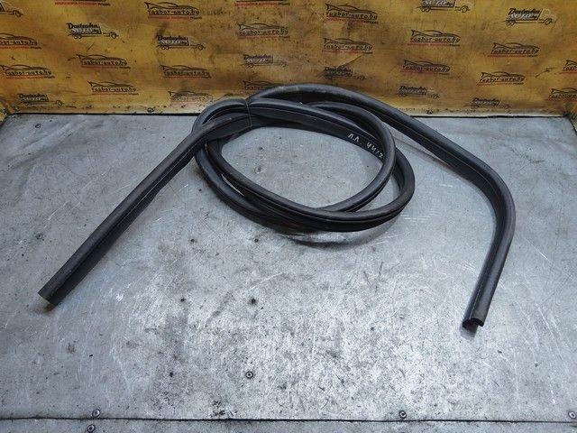 Уплотнитель двери передней левой QOC35J Ford C-Max купить на авторазборке