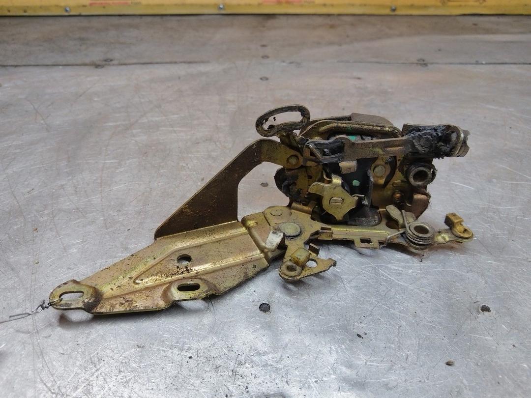 Замок двери передней правой OXI7R1 Opel Vectra купить с доставкой