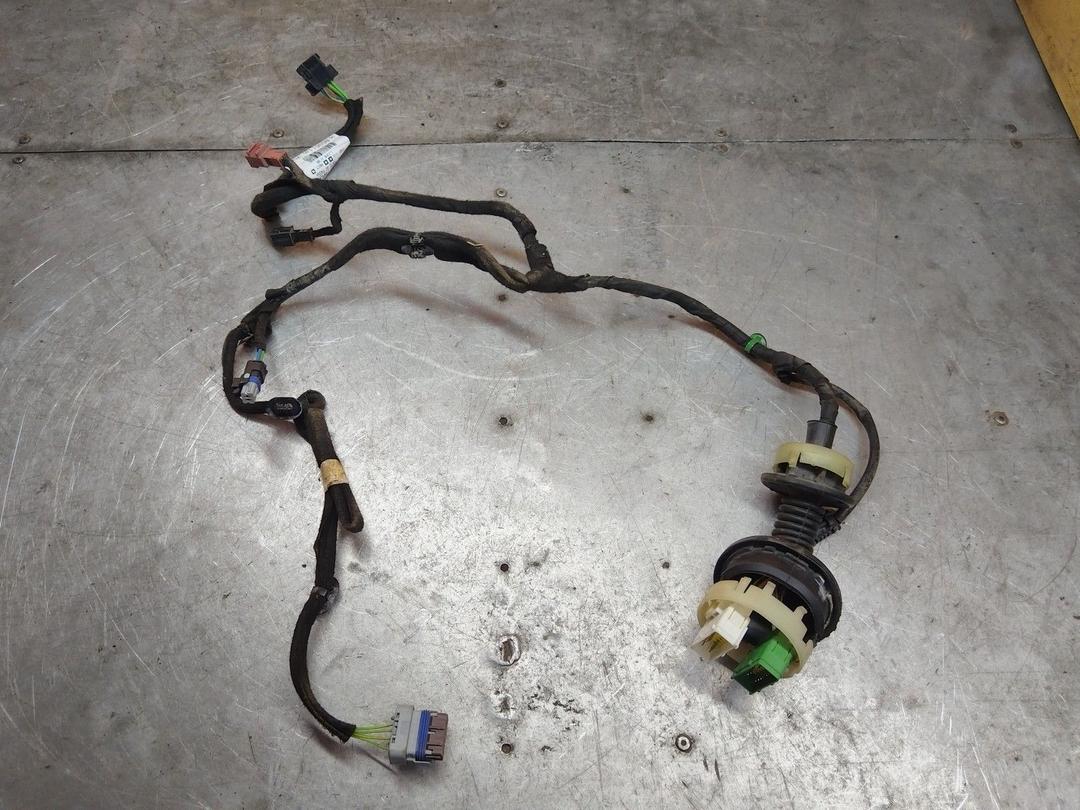 Проводка двери передней правой XAE1LC Peugeot 207