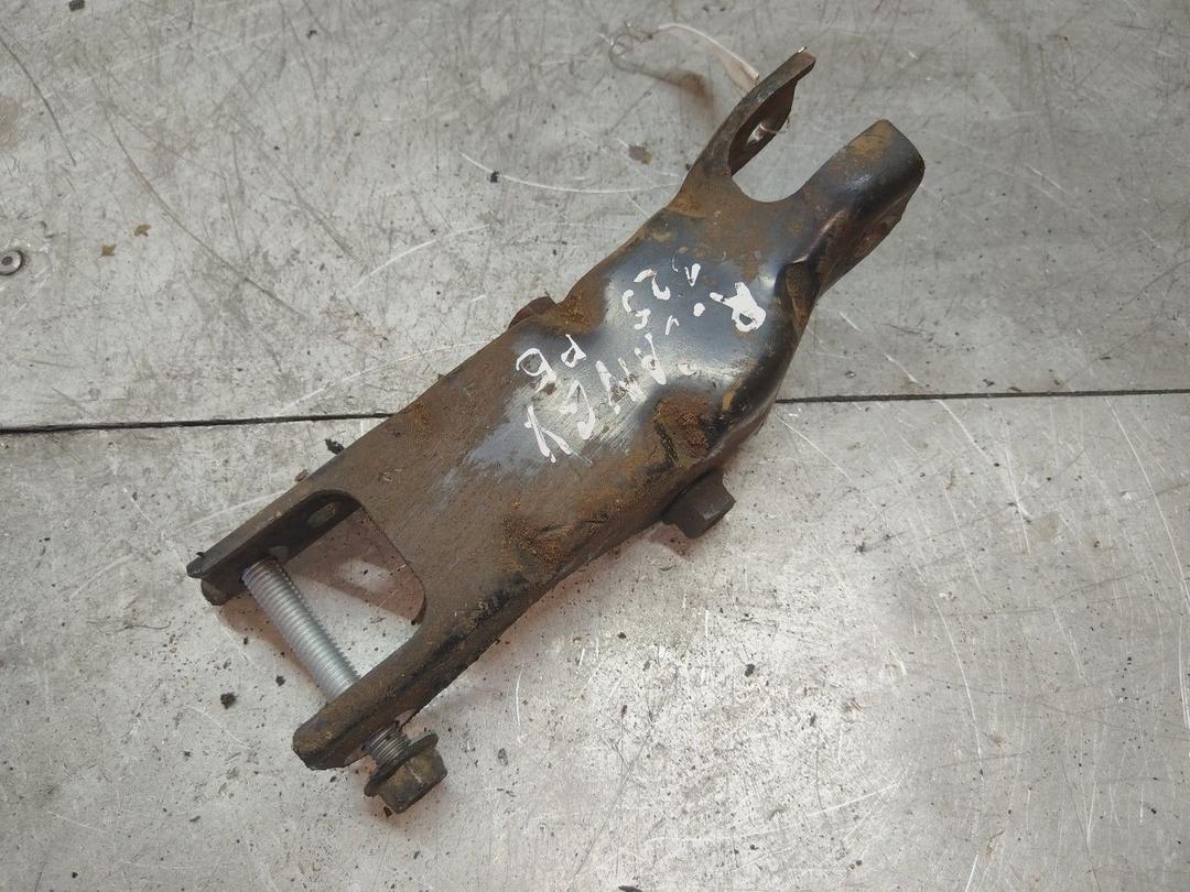 Кронштейн КПП D11B9Y Renault Kangoo - Фото 2