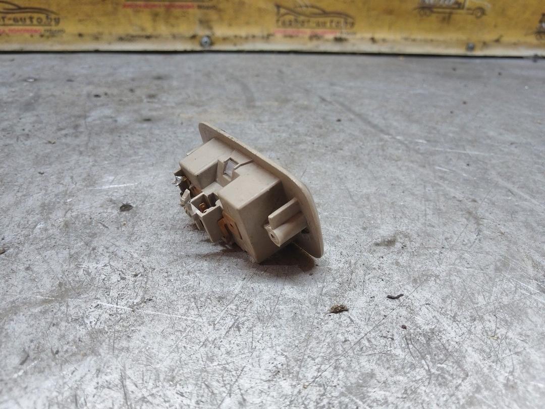 Подсветка салона KVP66T Great-Wall Hover купить в магазине запчастей бу