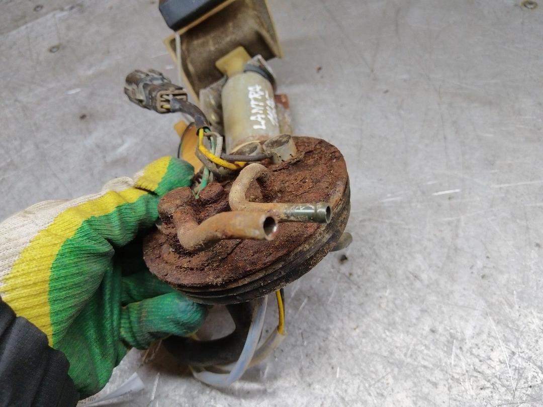 Колба в бак EHL7I0 Hyundai Lantra купить с доставкой