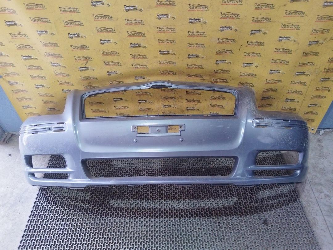 Бампер передний E5WJ42 Toyota Avensis