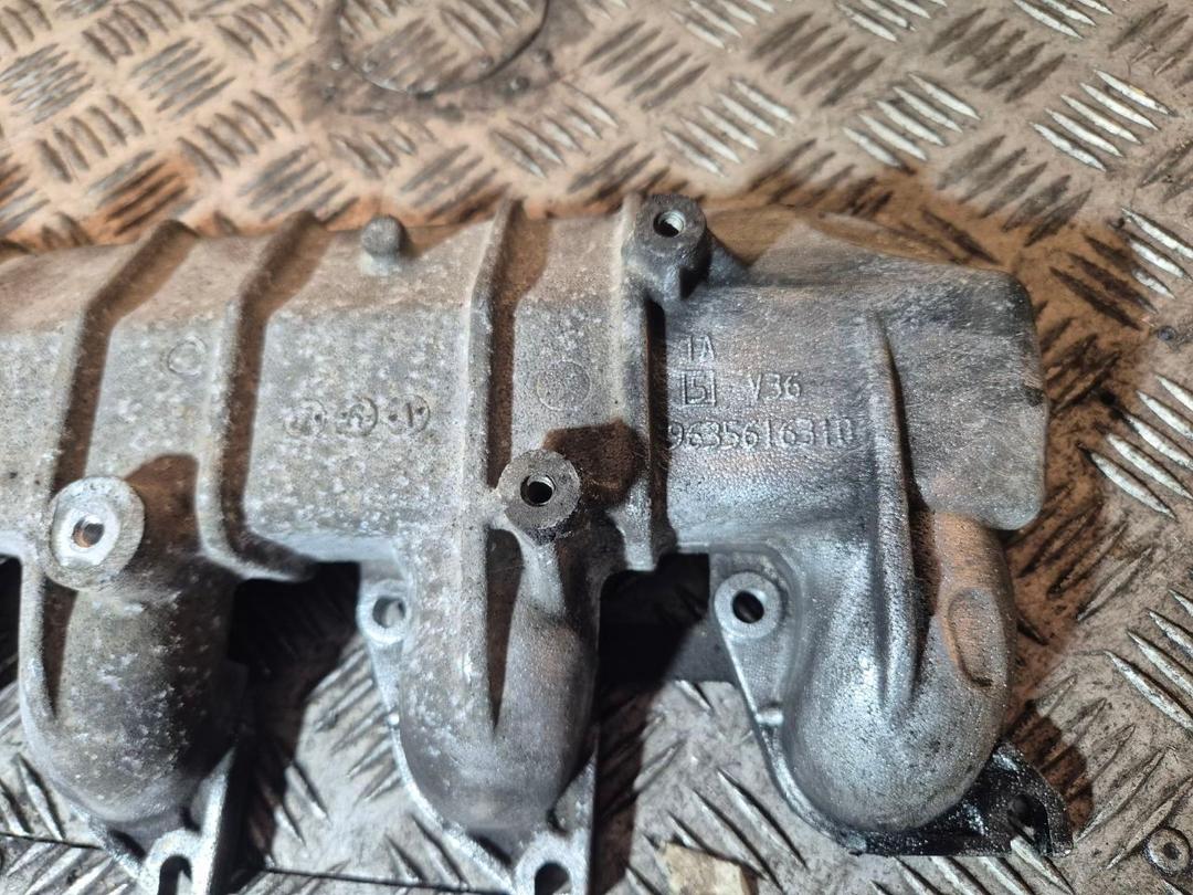 Коллектор впускной E6EC73 Peugeot 406 - Фото 3