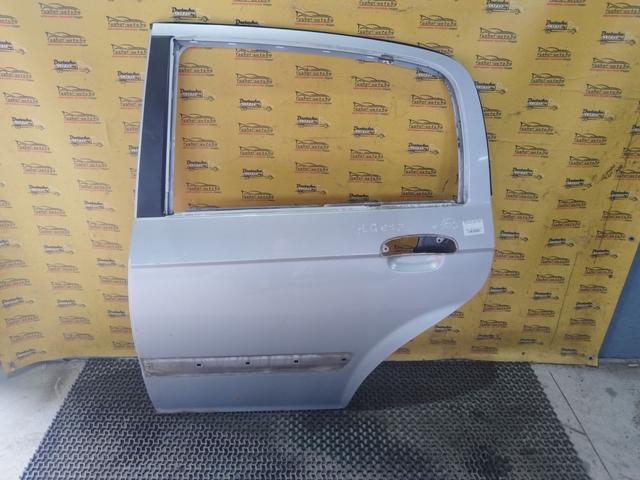 Дверь задняя левая ZJ3KR3 Hyundai Getz купить в магазине запчастей бу