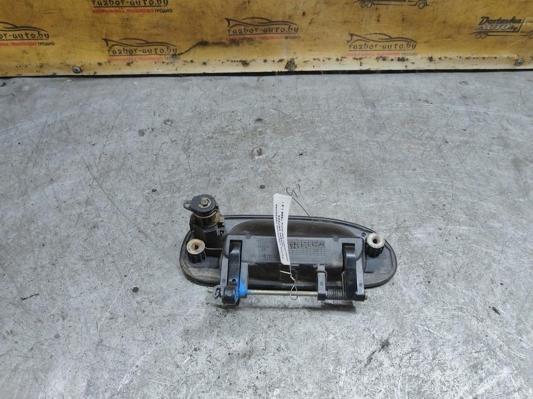 Ручка наружная передняя правая DE72D3 Mitsubishi Carisma купить на авторазборке