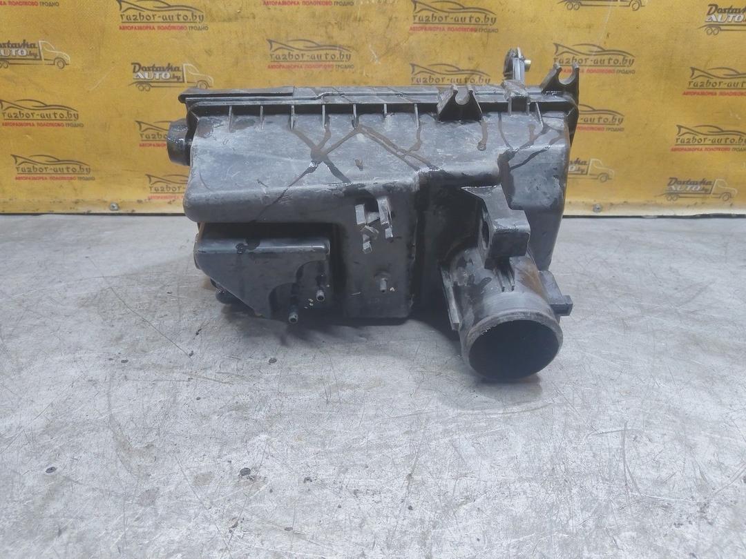 Корпус воздушного фильтра EAOEO6 Mazda MPV - Фото 6