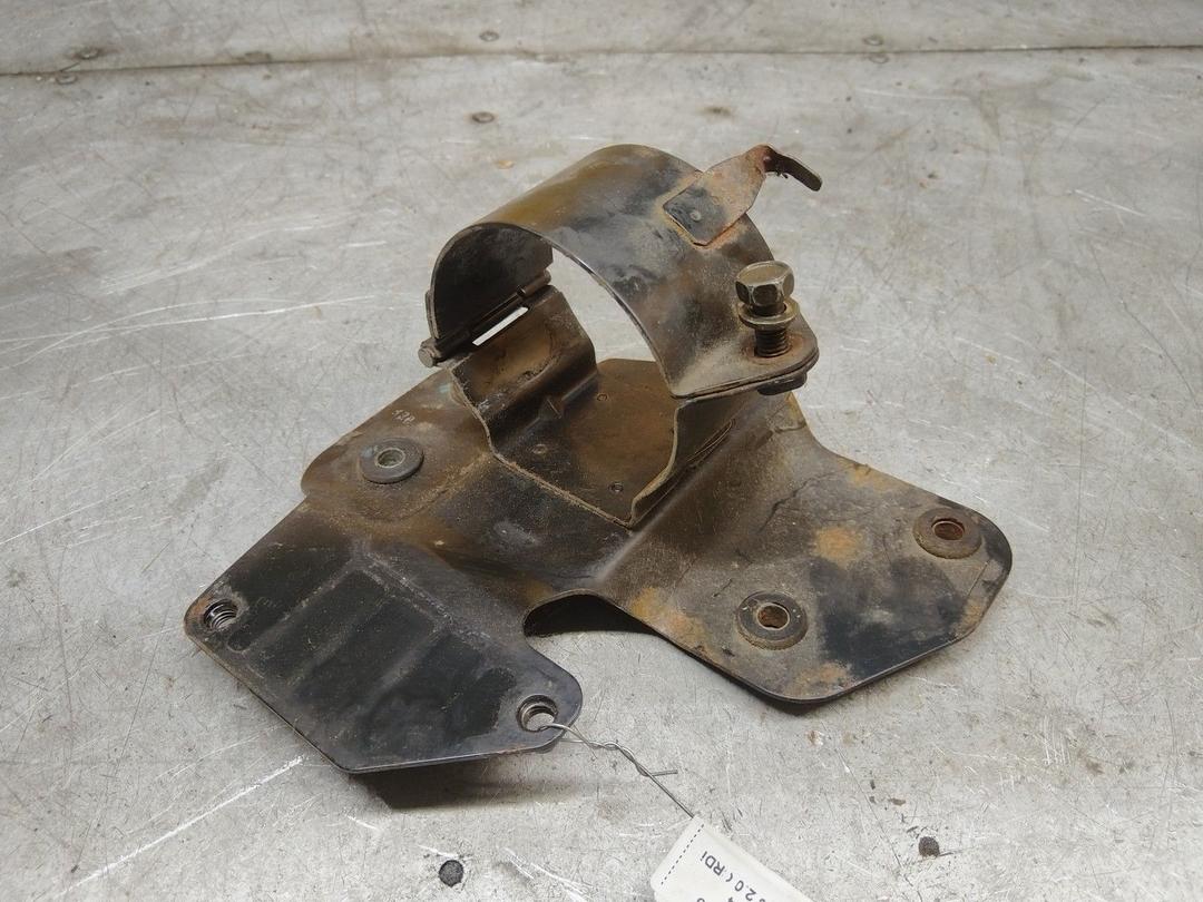 Кронштейн топливного фильтра O68YL4 Hyundai Trajet - Фото 1